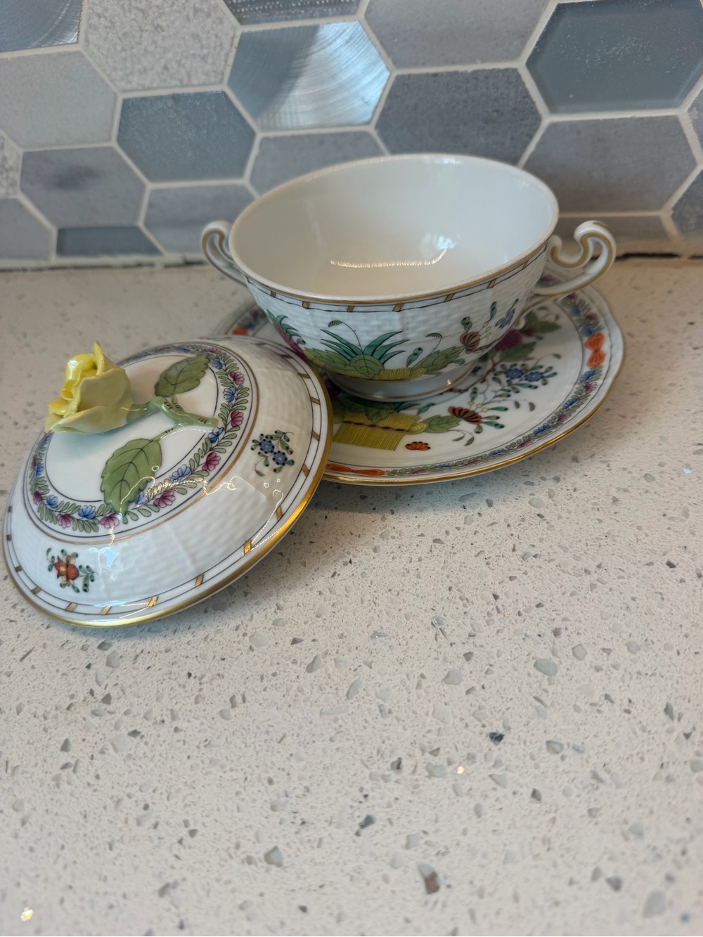 RARE Vintage Herend Indian Basket Lidded Soup Bowl & Saucer. Retails over $500.
